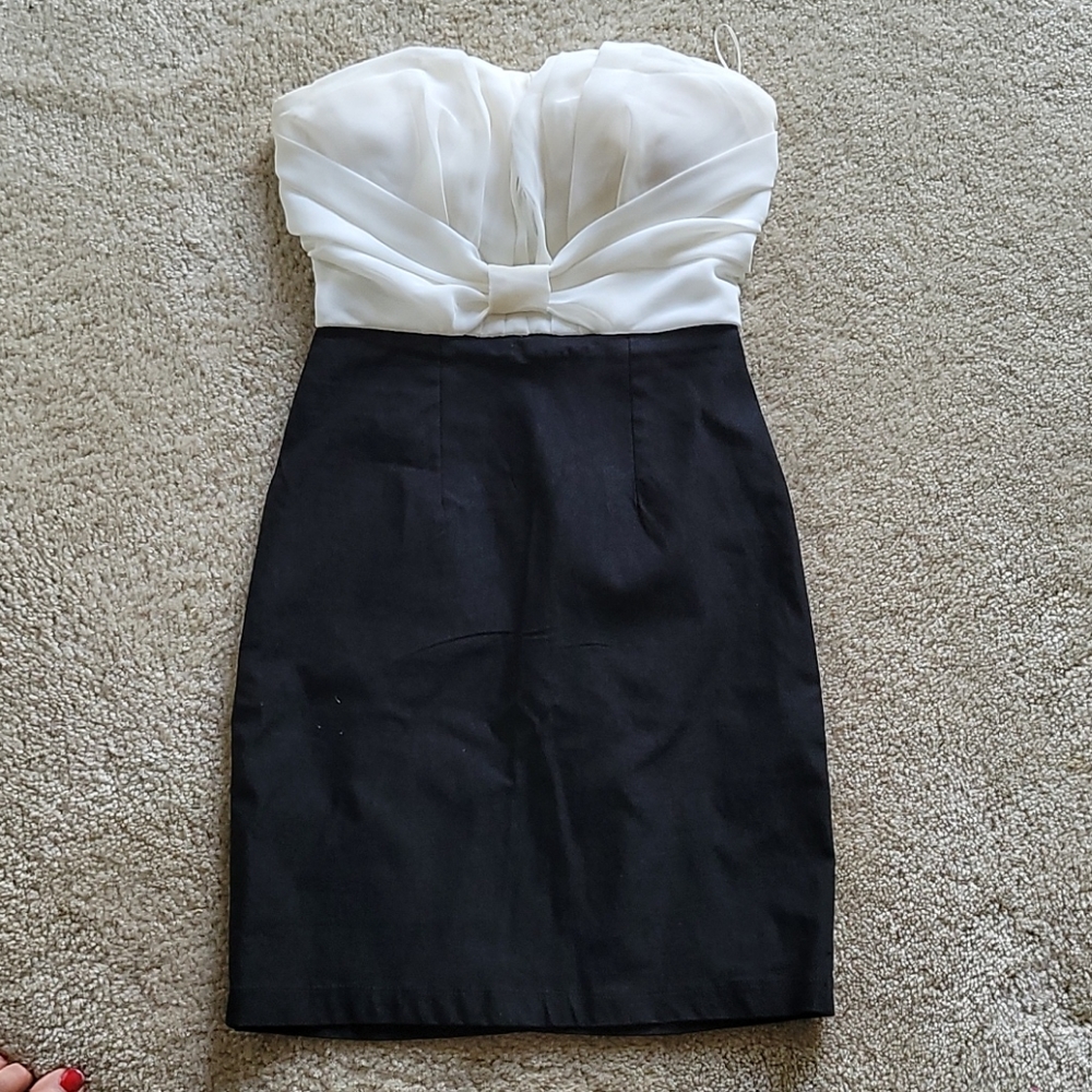 Double Zero women dress S NWOT